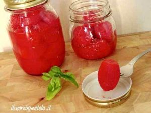 Pomodori pelati fatti in casa - Ricetta Il Cuore in Pentola