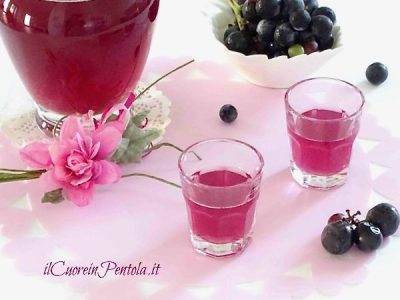 liquore all'uva fragola