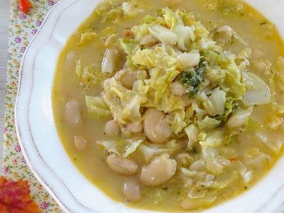 zuppa di verza e fagioli