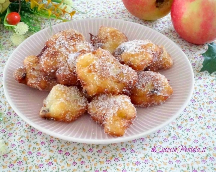 Frittelle Di Mele E Uvetta: Ricetta Facile E Golosa (passo Passo)