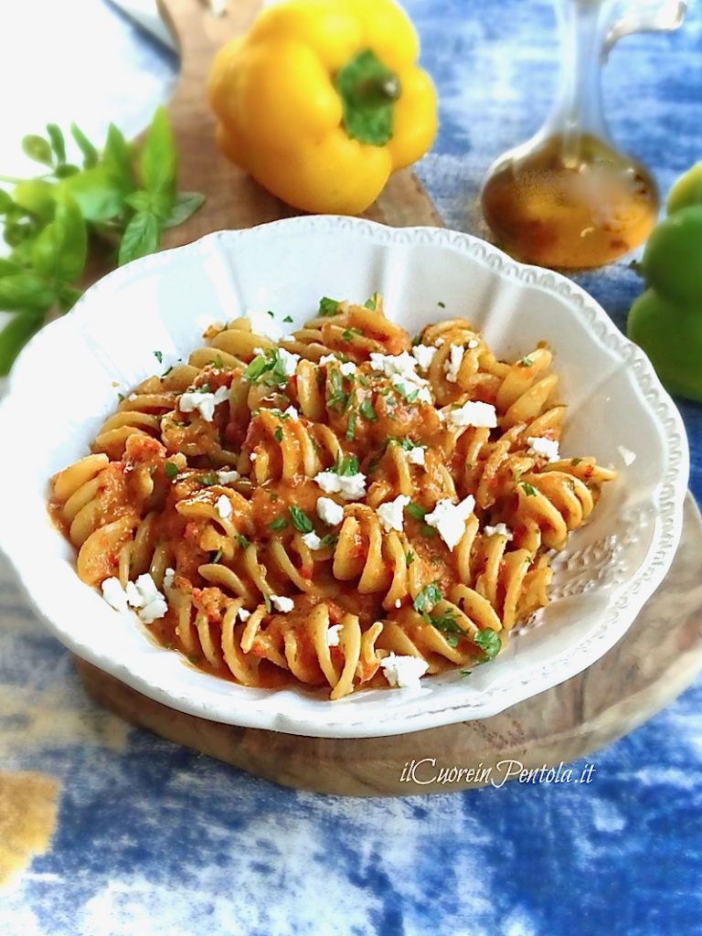 pasta con crema di peperoni