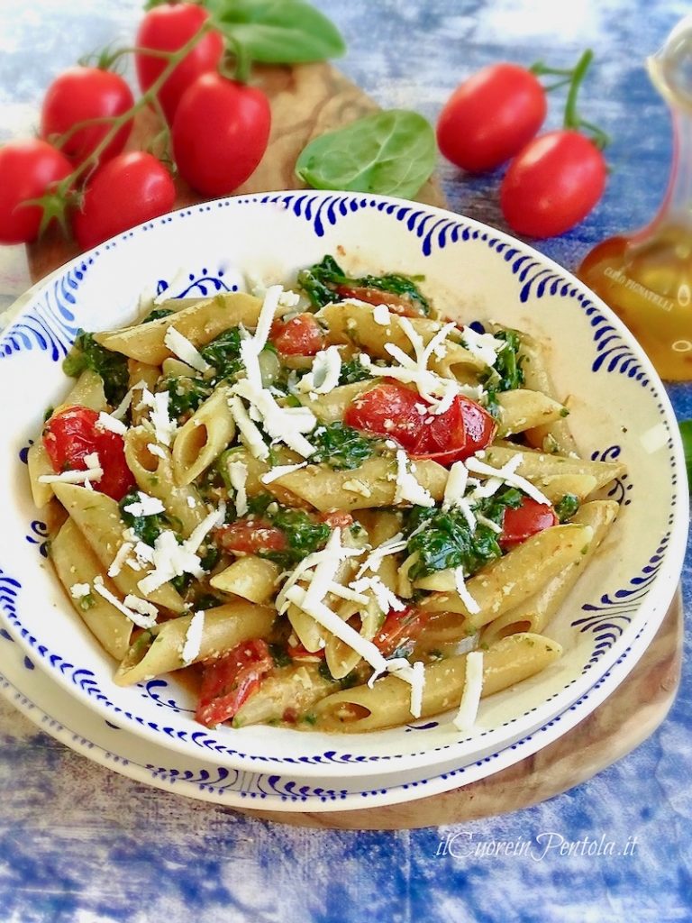 pasta spinaci e pomodorini