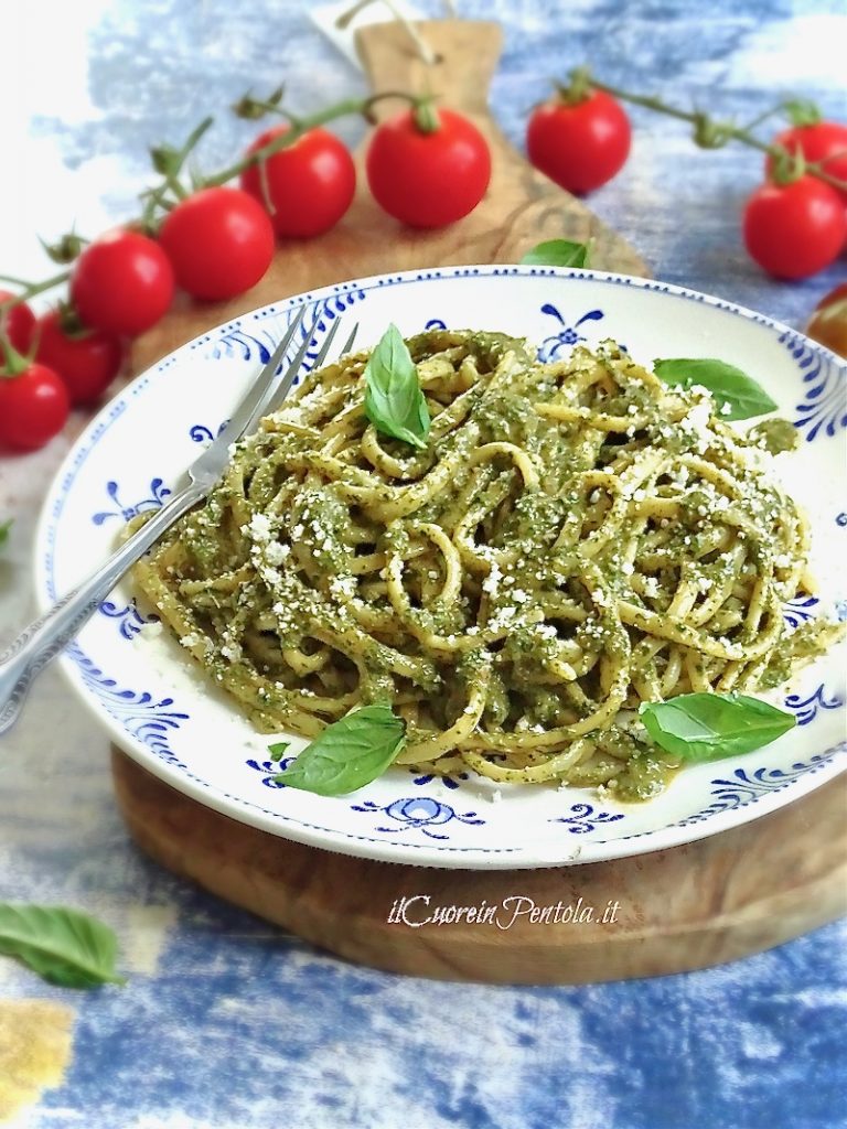 pasta al pesto di tenerumi